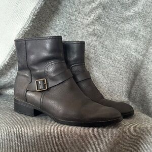 Cole Haan Black/Dak Brown Leather Ankle Boots